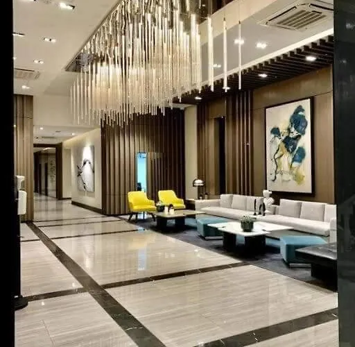 Hostel Uptown Parksuites Tower 1 *