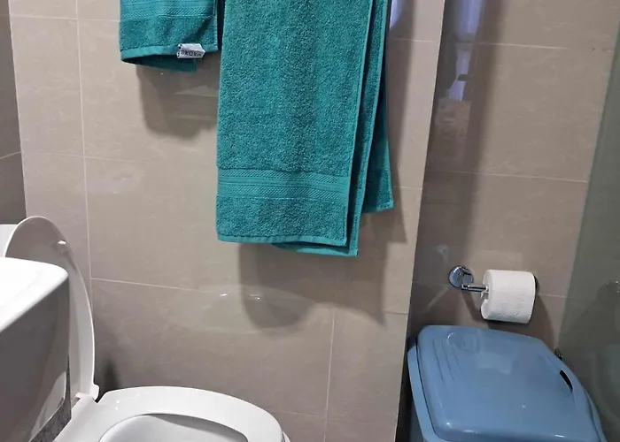 Hostel Uptown Parksuites Tower 1